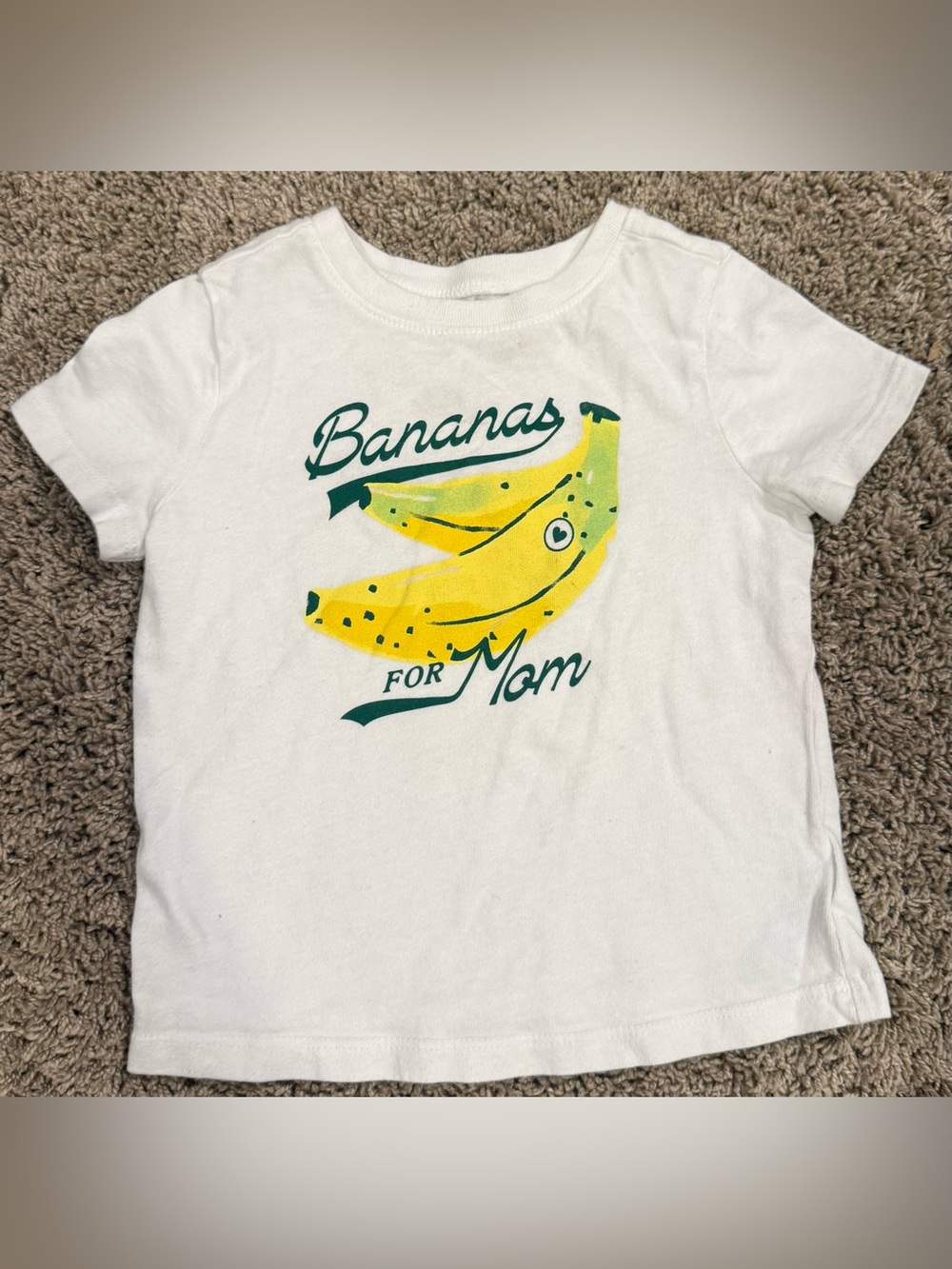 Old Navy “Bananas for Mom” Graphic T-Shirt – 2T 🍌💚